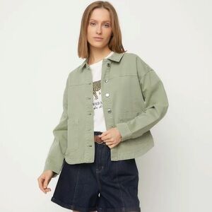NINE WEST SAGE GREEN LONG SLEEVE DENIM CROPPED BUTTON DOWN JACKET SIZE S NWT